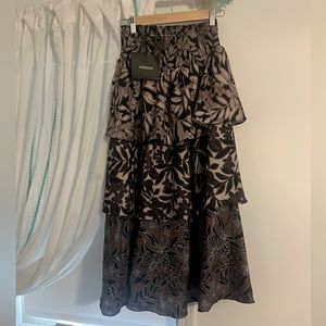 NWT WEEKEND TIERED MAXI SKIRT
